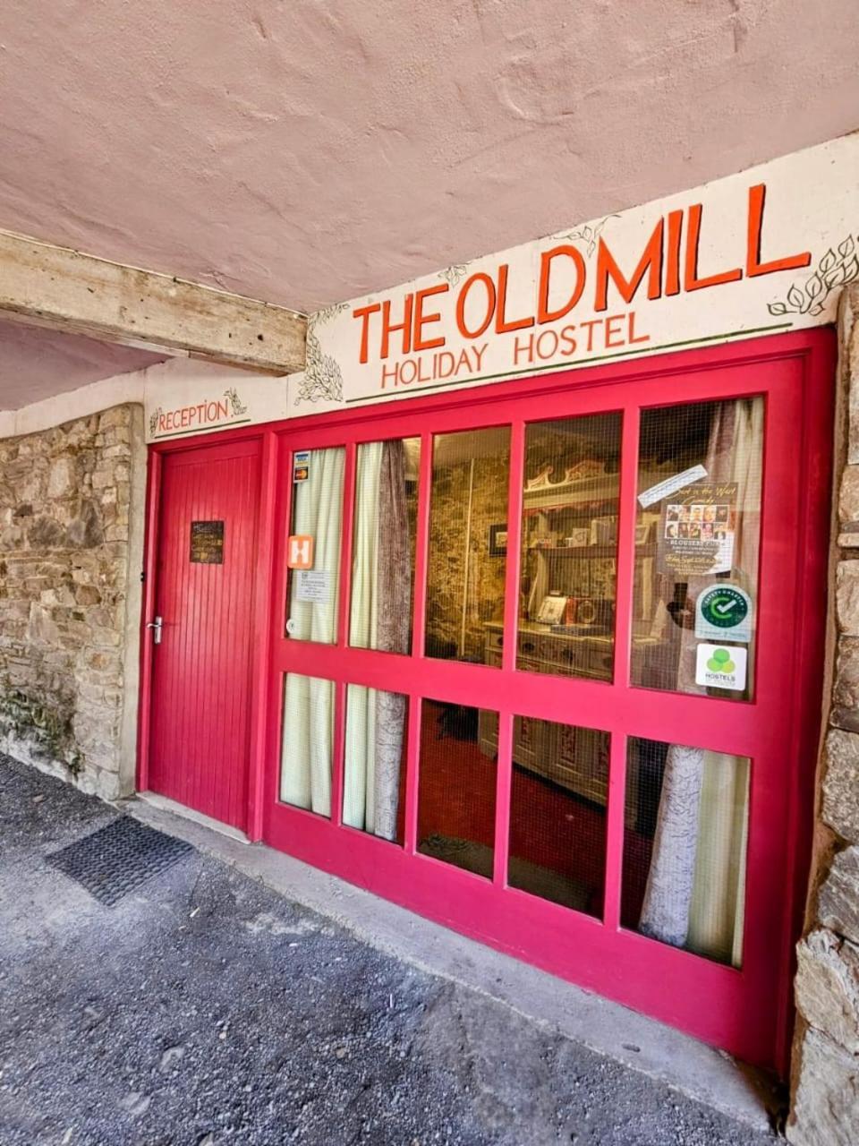 Old Mill Holiday Hostel Westport Exterior foto