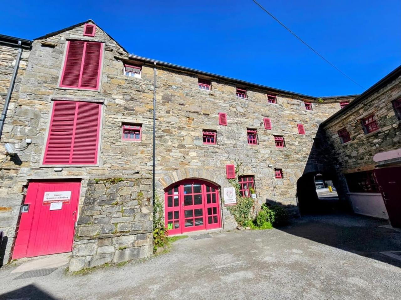 Old Mill Holiday Hostel Westport Exterior foto